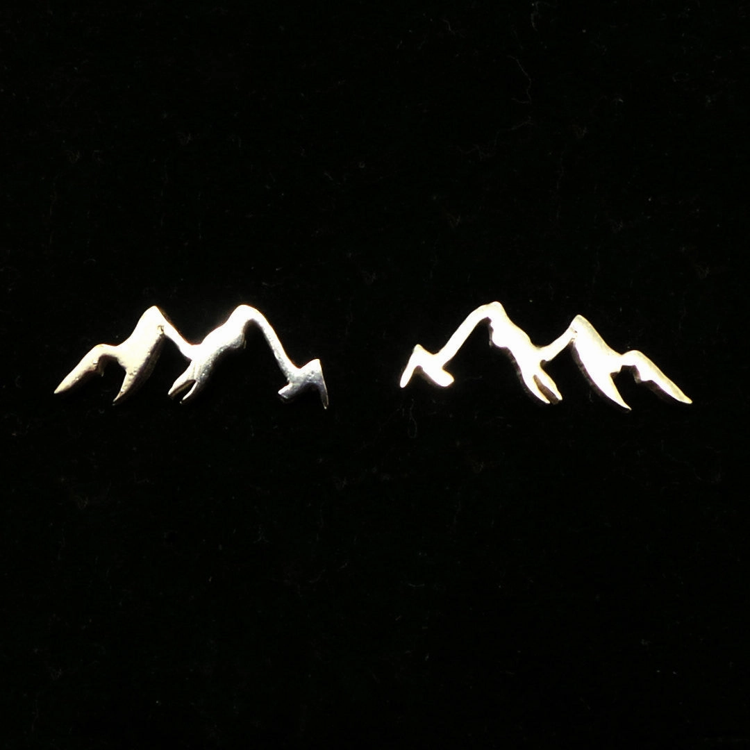 Curved Accent Decorative Feature Sterling Silver Mountain Range Stud Earring