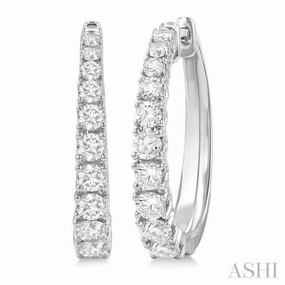 1 1/2 Ctw Graduated Round Cut Diamond Fashion Hoop Earrings in 14K White Gold Delicate Feature