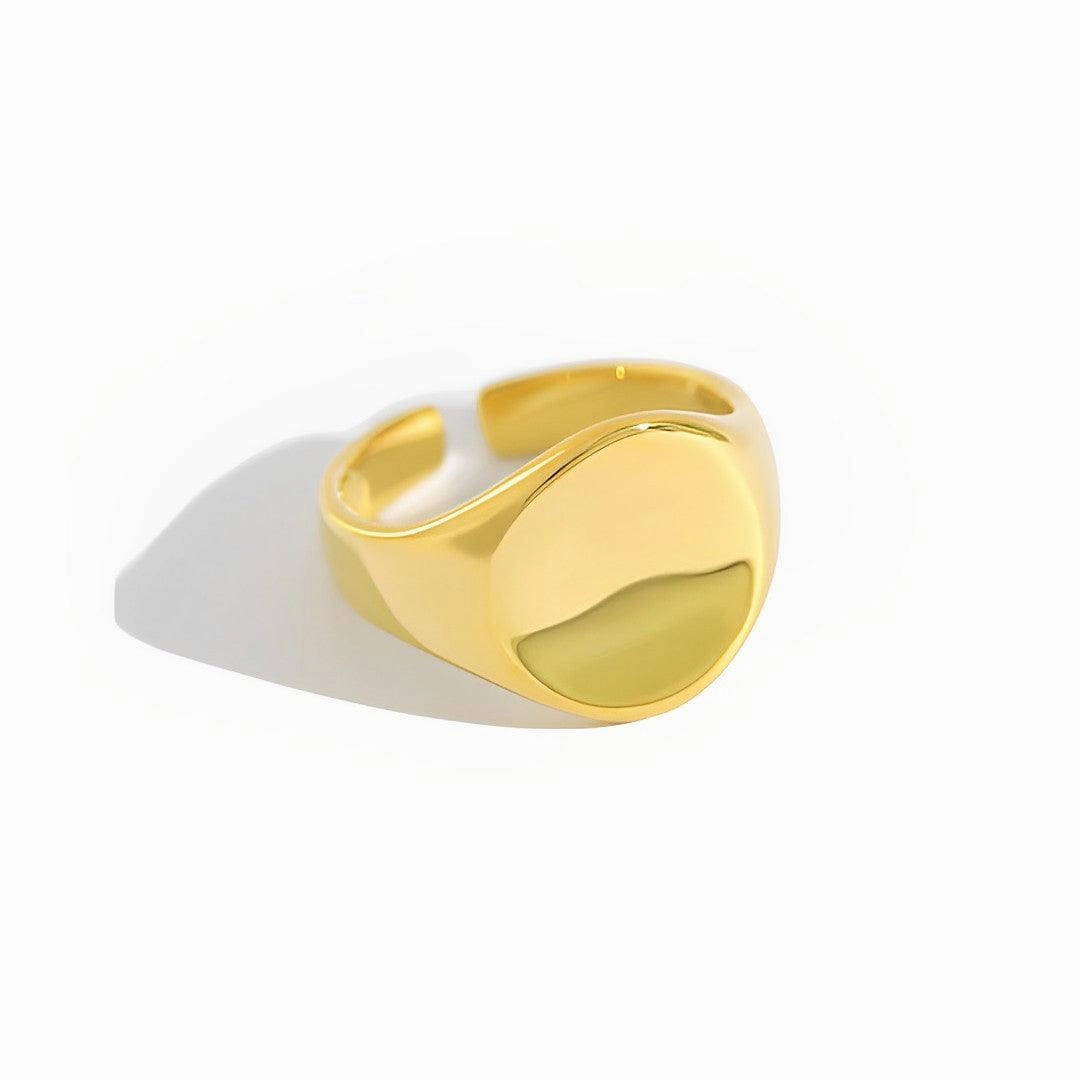 Sentimental Object Bold Signet Ring