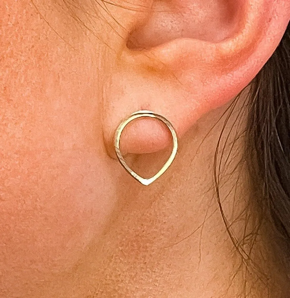 Teardrop Stud Earrings, 14k Yellow Gold Studs, Minimalist Gold Earrings, Tear Drop Earrings, Rain Drop Gold Post Earrings, Gift For Her