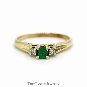 Fantastic Craft Designer Art Three Stone Oval Emerald & Round Diamond Ring in 10k Yellow Gold