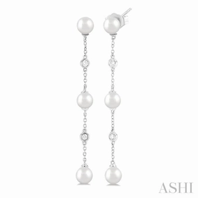 Glistening Detail 5 MM Round Shape Cultured Pearl and 1/10 Ctw Round Cut Diamond Station Long Earring in 14K White Gold