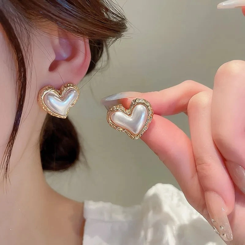 Gold Plated Heart Shape Pearl Stud Earring Geometric Jewelry