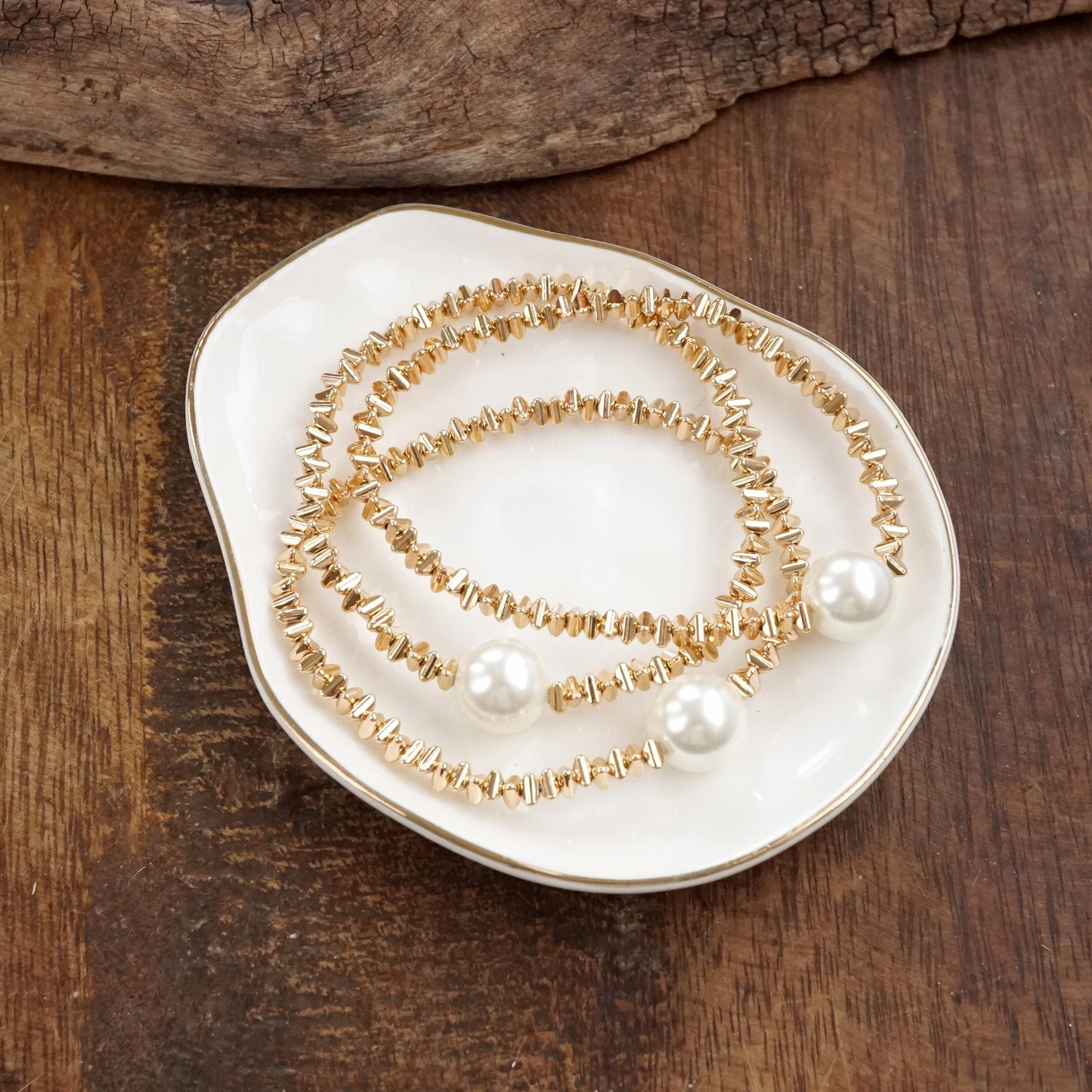 Best Blends Golden Grace ?C Set of 3 Stretchy Bracelets with Pearl and 3D Beads