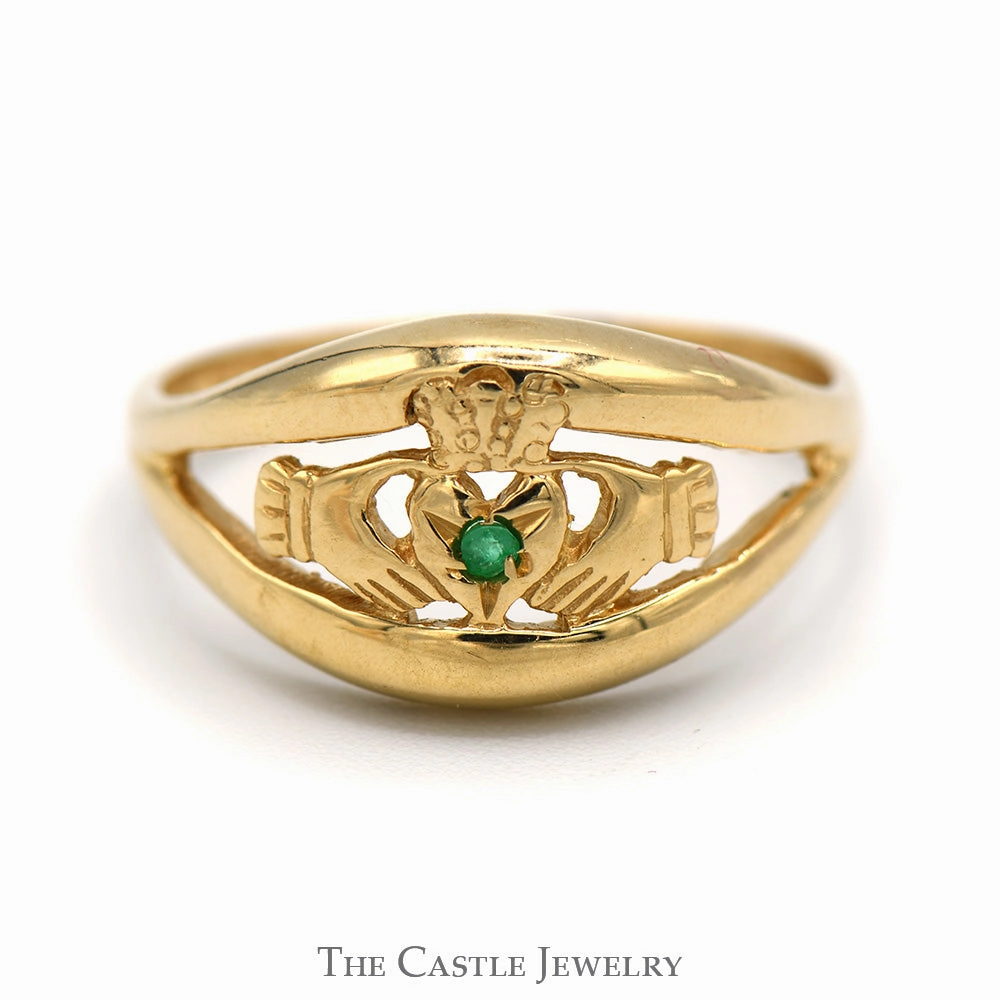 Round Cut Emerald Claddagh Ring in 14k Yellow Gold Unique Present Luxury Motion